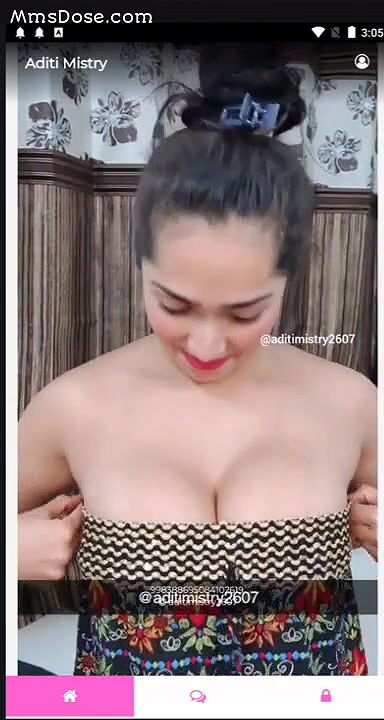 Indian Babe Aditi Mistry Jiggling her Boobs Twerking Ass Accidently Nipple Slip 4