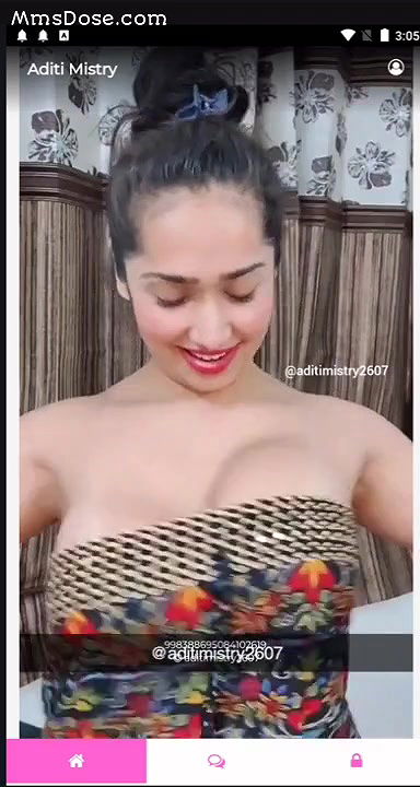 Indian Babe Aditi Mistry Jiggling her Boobs Twerking Ass Accidently Nipple Slip 4