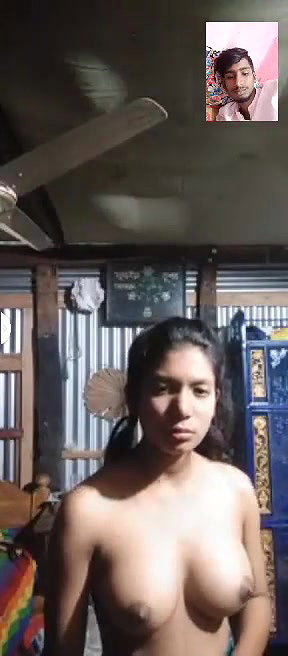 ladki ne vc mein boob dikhayi bf ko