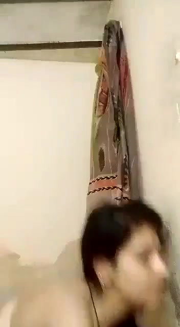 gf ne nangi video banyi