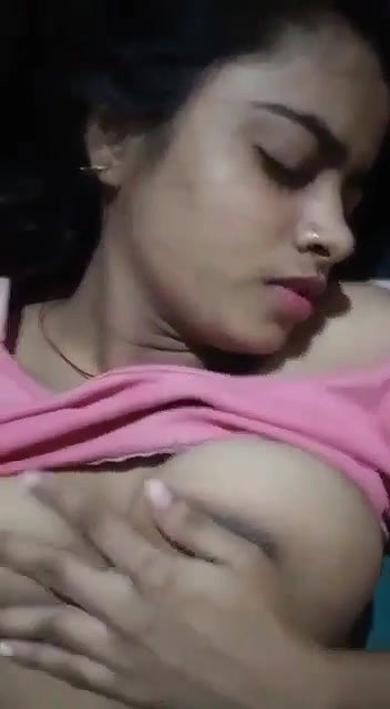 gf pressing boobs