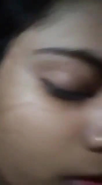 gf pressing boobs