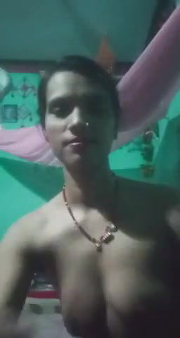 slim bhabhi making nude video