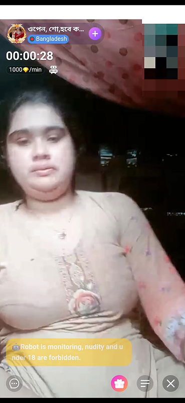 Chamet Bangladeshi Girl