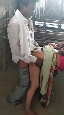 saree uthake khade khade choda