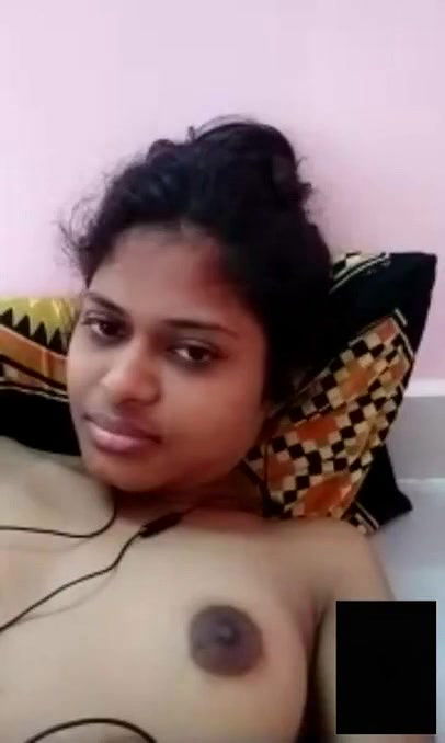 boob show by gf on video call