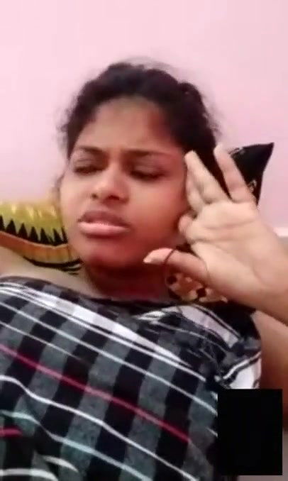 boob show by gf on video call