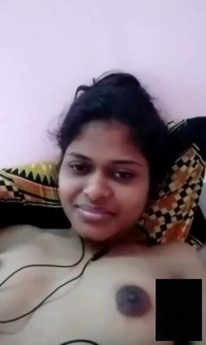 boob show by gf on video call