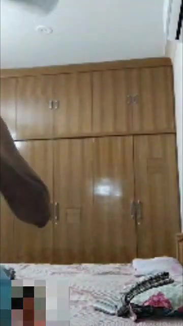 tamil girlfriend dress change in video call