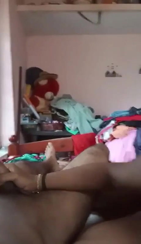 Bhabhi se lund chuswaya