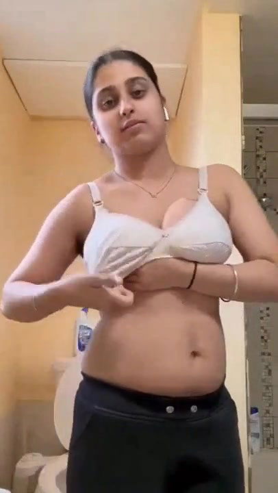 Hot Curvy Punjaban Desi Girl Strip And Give Blowjob Outdoor