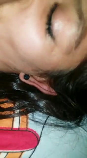 Give cum tribute to this cute Dehati sexy Bhabhi