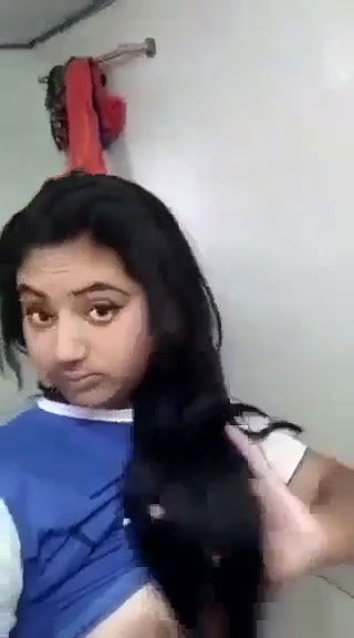 Desi selfie girl shows her Nude