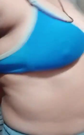 Desi horny Bhabhi show her Nude