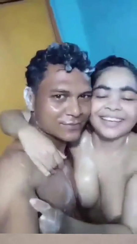 Desi Couple shower together