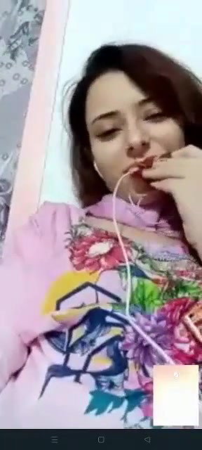 Sharam karo says paki girls bf on video call