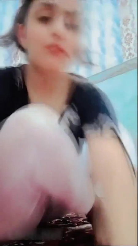 big milf showing big boobs and ass