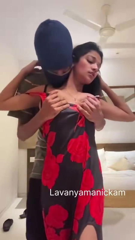 lavanya manickam boobs press