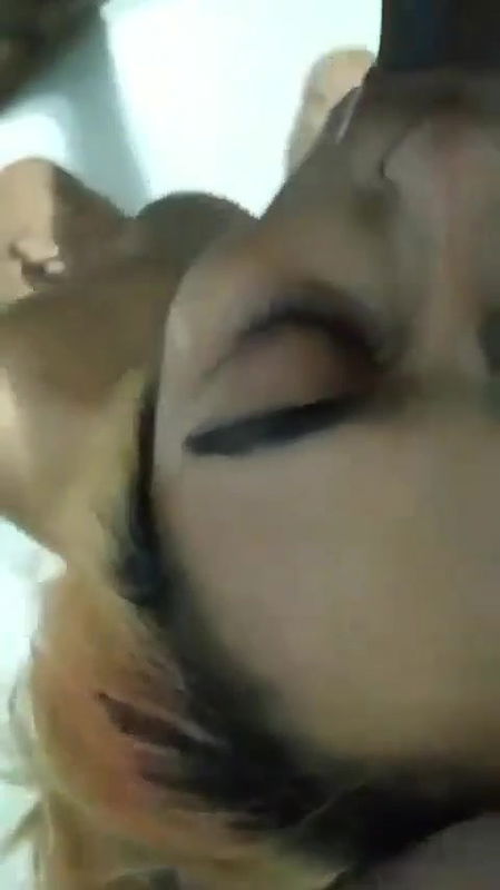 Pakistani ghasti sucking