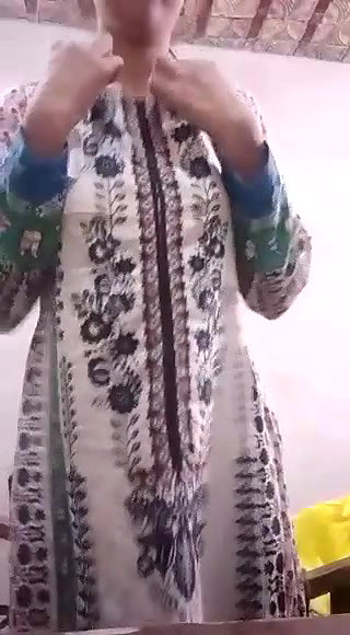hot desi girl big boob show