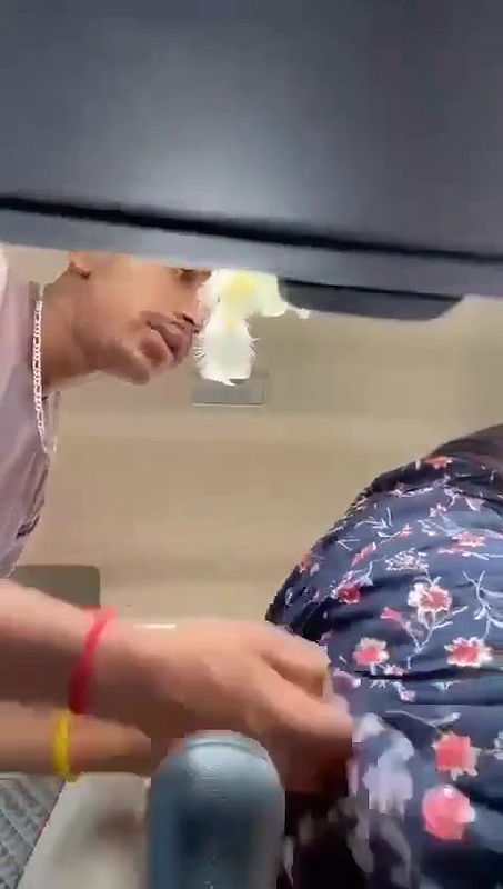 sex with gf inside car