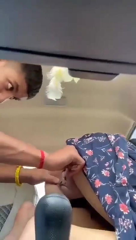 sex with gf inside car