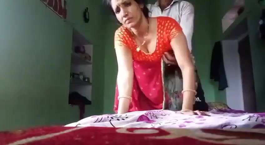 biwi ko ghodi banake pela