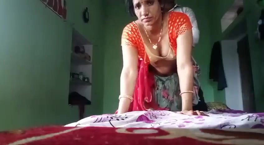 biwi ko ghodi banake pela