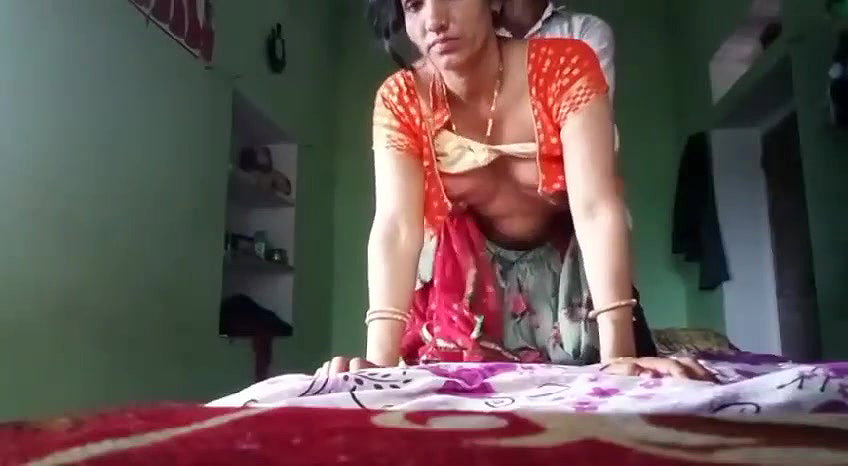 biwi ko ghodi banake pela