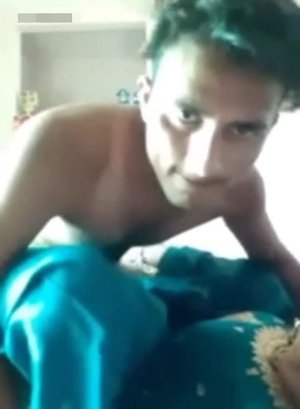 Pakistani muslim bhabhi big boobs in shalwar kameez sucking dick hot blowjob