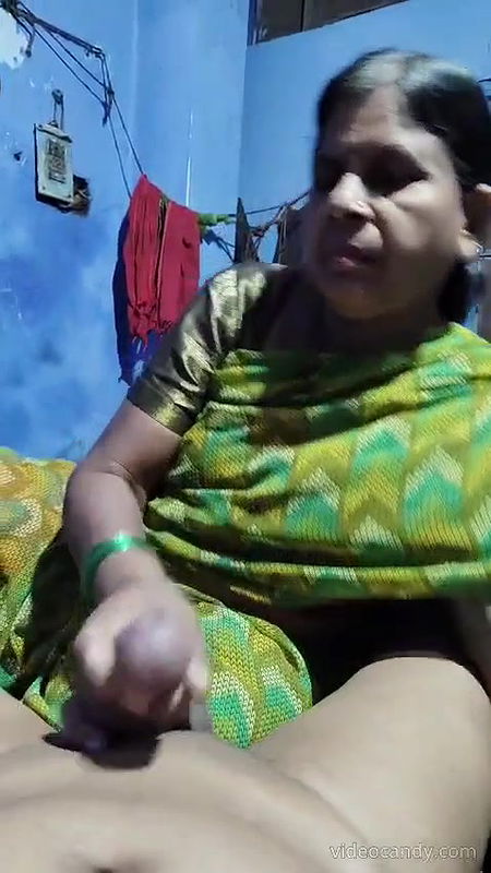 Land hilate hui meri saasu maa