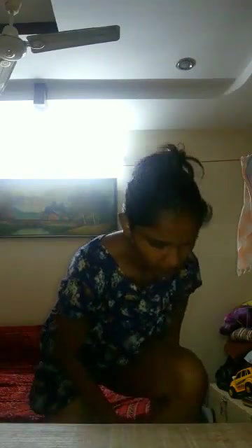 Indian Girl After Shower Dressing Up Amateur Porn   Indian Porn