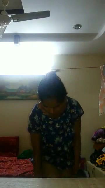 Indian Girl After Shower Dressing Up Amateur Porn   Indian Porn