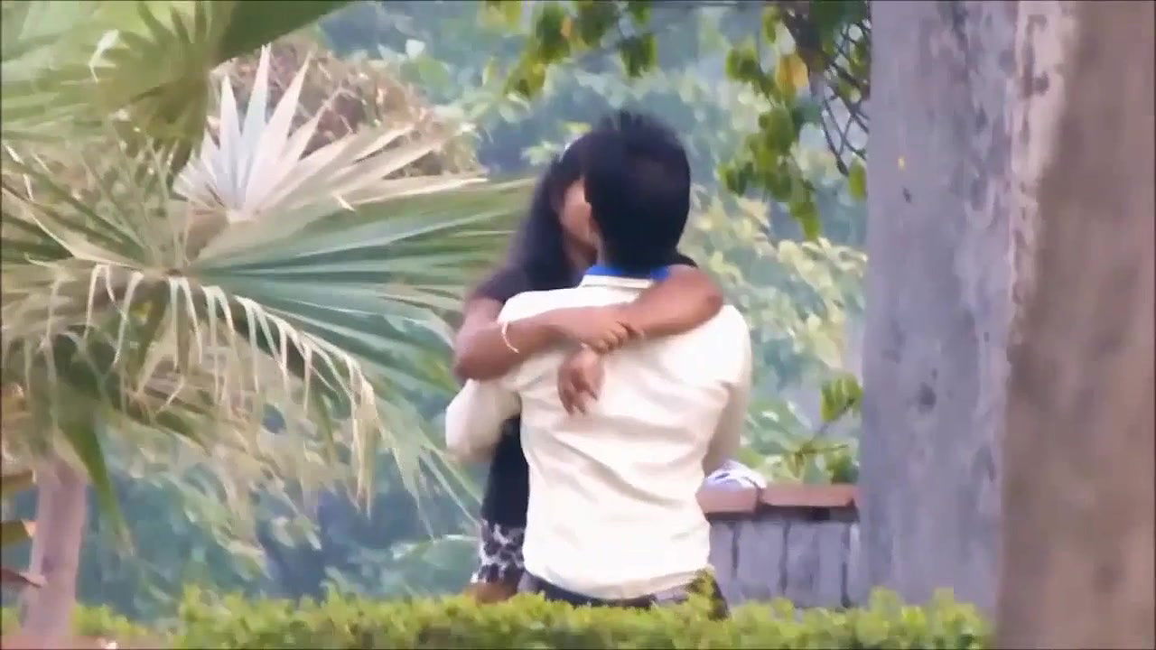 Unseen Sexy Indian Couple Hardcore Fuck In Public   Indian Porn