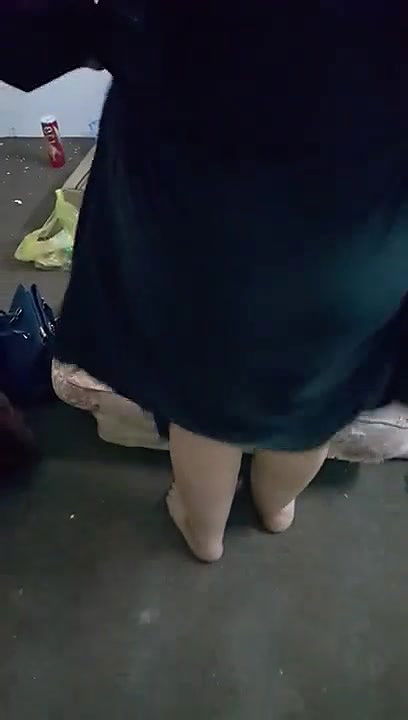 Hidden Cam Sex Pakistani Housewife Giving Blowjob   Indian Porn