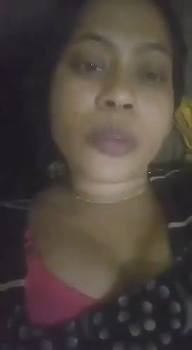 bhabhi pussy rubbing and boob pressing