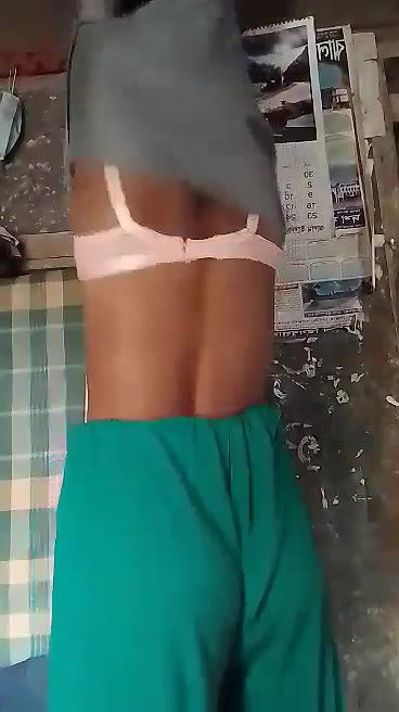 young girl nude show