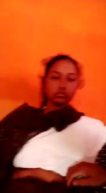 bf sucking boob of gf