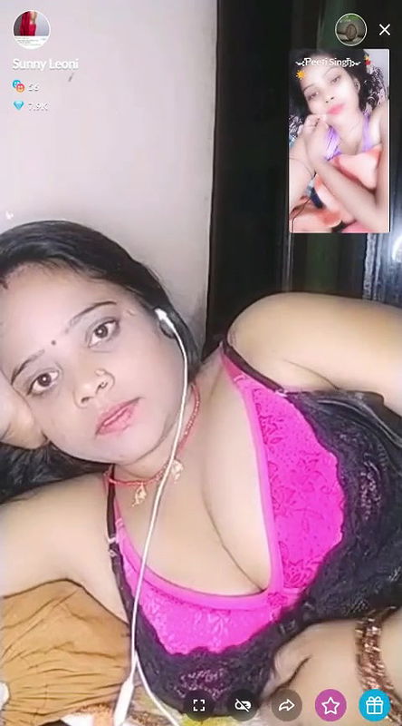 premium web cam bhabhi boob show
