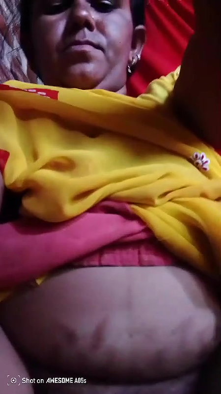 ugly bhabhi showing nudes