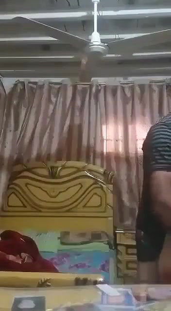 hijabi bhabhi with lover