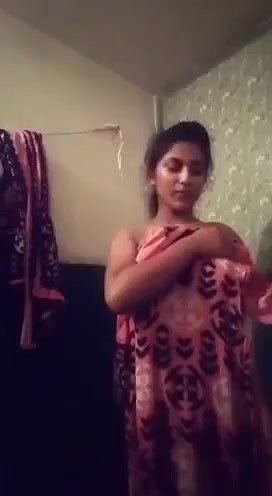 nude show by desi girl during bath
