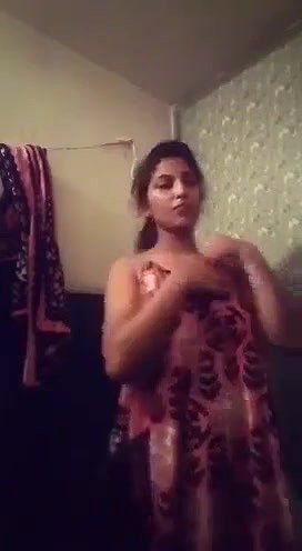 nude show by desi girl during bath