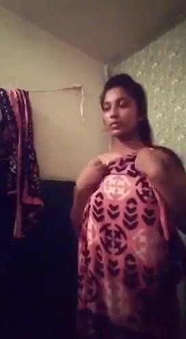 nude show by desi girl during bath