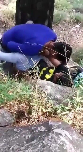 pahad mein sex karte hue pakdi gyi