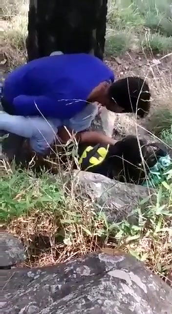 pahad mein sex karte hue pakdi gyi