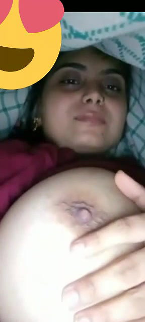 video call pe ladki ne chuche dikhay