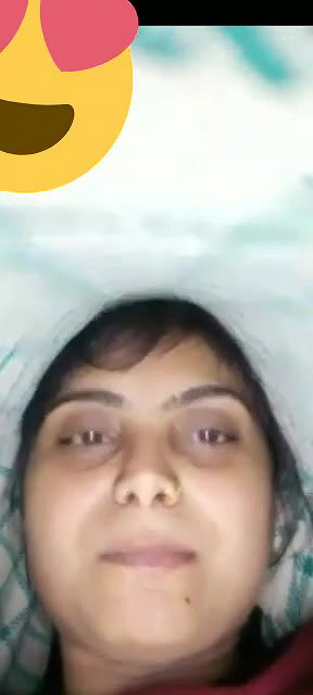 video call pe ladki ne chuche dikhay