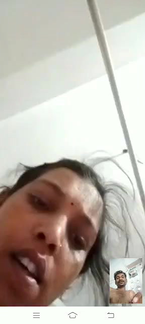 cheating bhabhi ne boob dikhayi