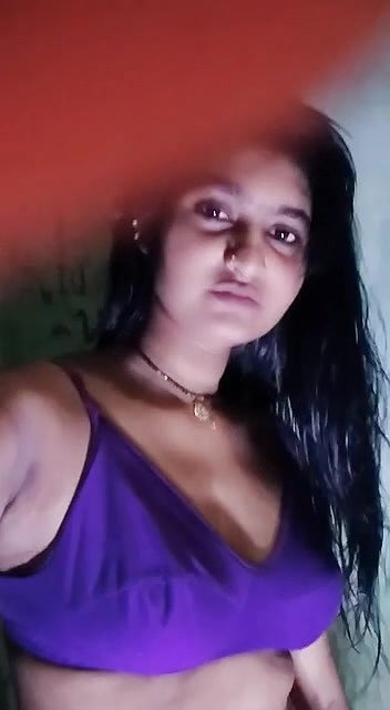 hot dehati girl pussy rubbing in standing position